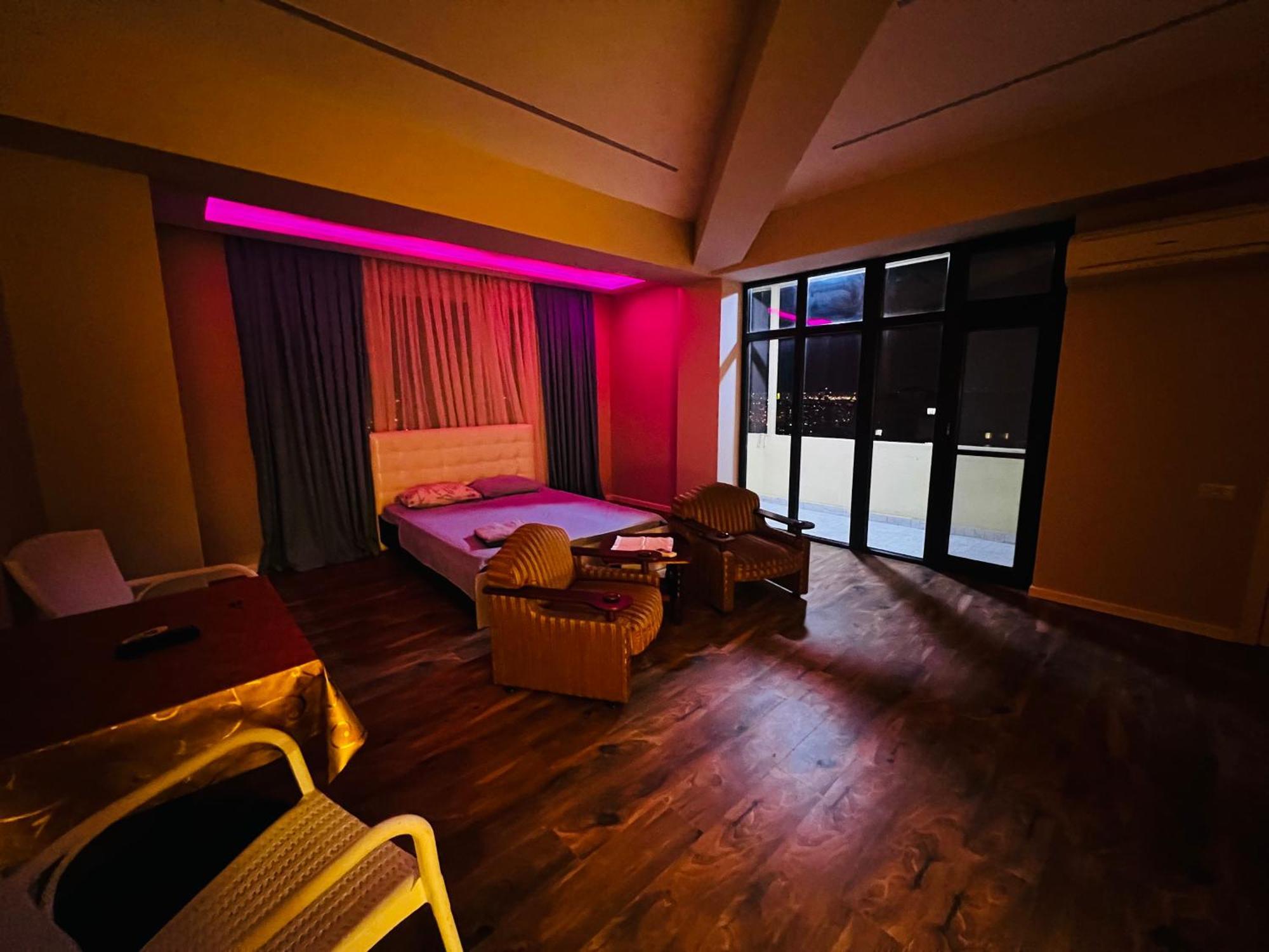 Secrets Room Баку Экстерьер фото